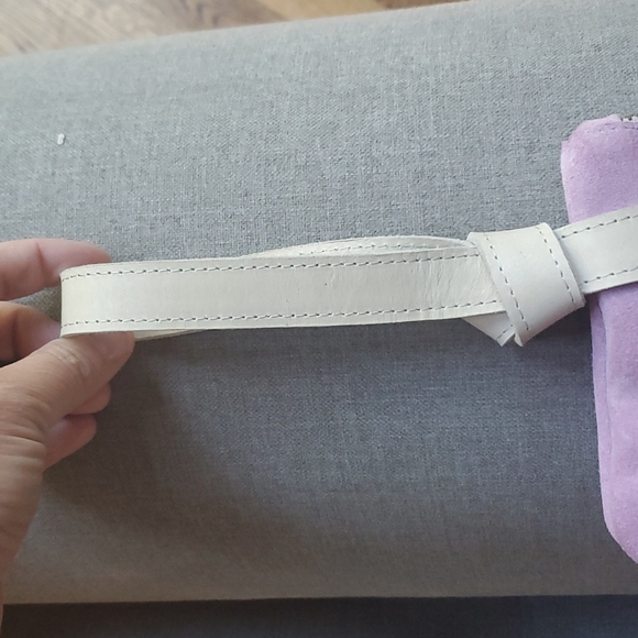 Able Local + Global wristlet - Picture 5 of 6